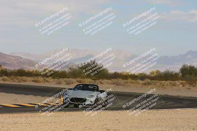 media/Jan-26-2025-SCCA SD (Sun) [[bcf61ed115]]/3-Novice/Session 2 (Turn 10 Two Laps)/
